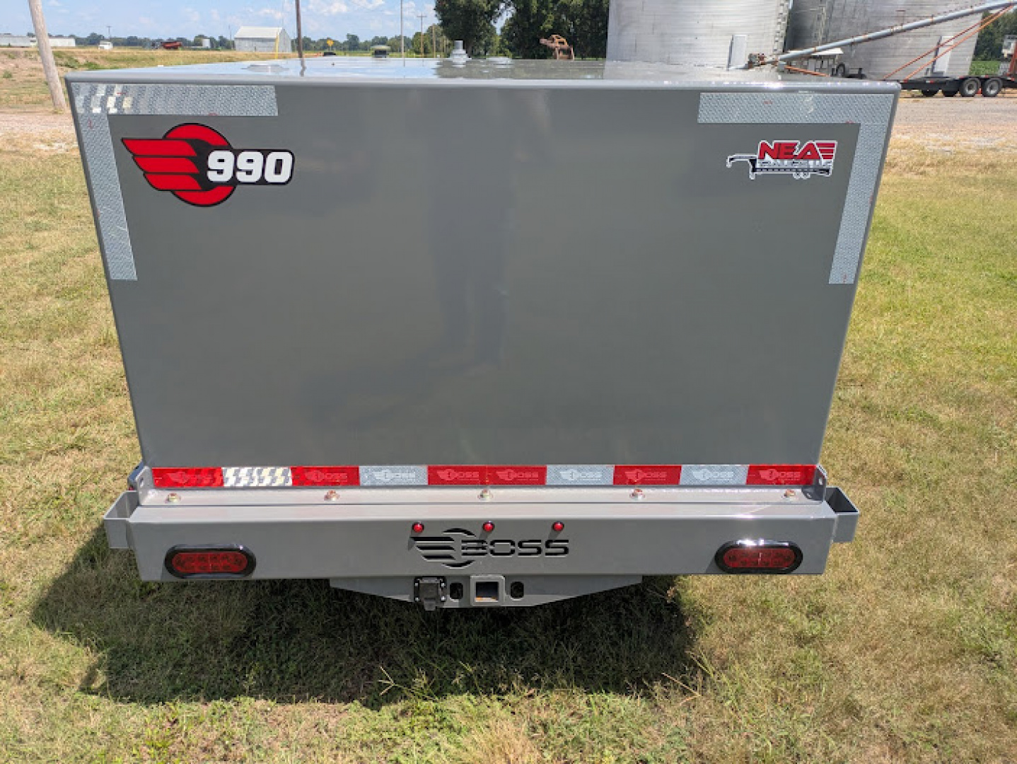 New 2026 Boss Trailers 990 Fuel Trailer