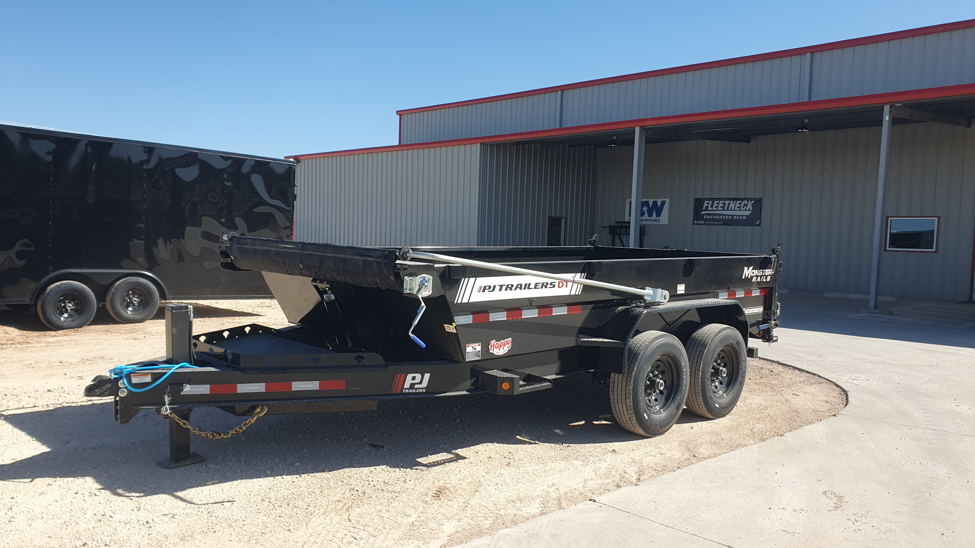 New 2026 PJ 83"x14' BP Tandem Axle Low Pro Telescopic Dump w/ 24" Sides – DT Voyager Package