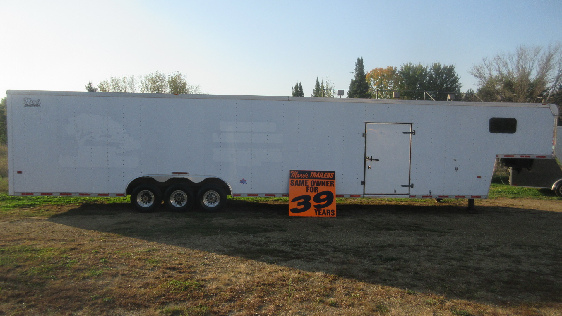 Used 1999 US Cargo 21k Gooseneck Cargo / Enclosed Trailer