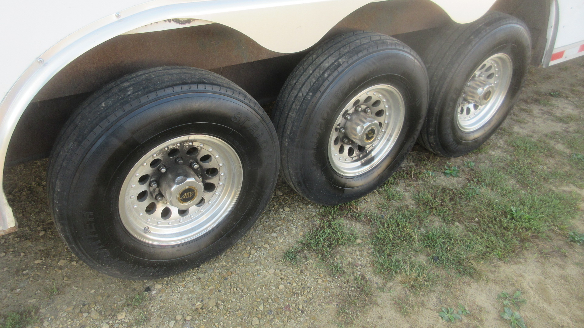 Used 1999 US Cargo 21k Gooseneck Cargo / Enclosed Trailer