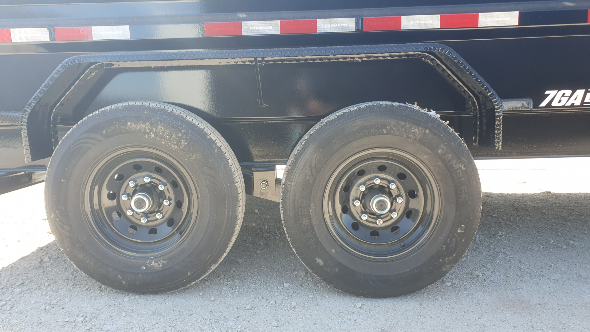 New 2026 PJ 83"x14' GN Tandem Axle Low Pro Telescopic Dump w/ 24" Sides – DT