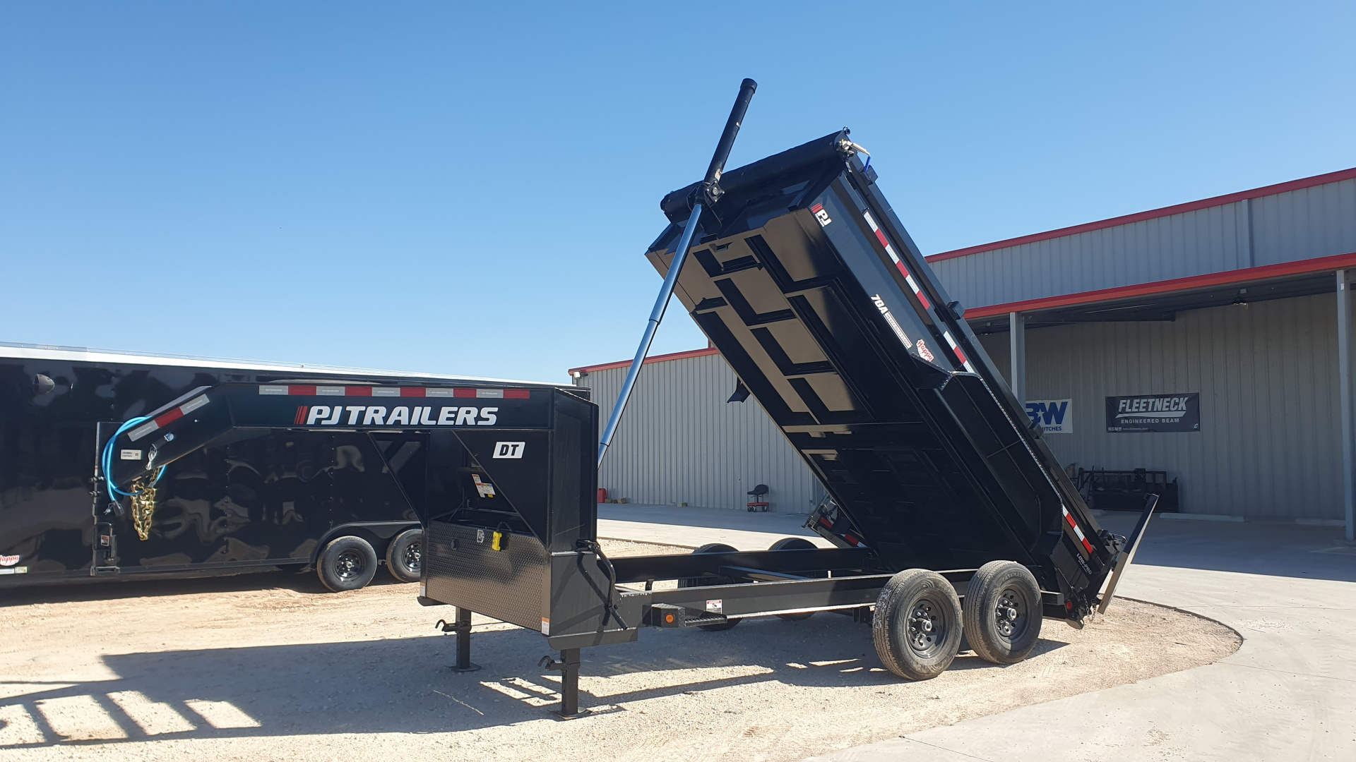 New 2026 PJ 83"x14' GN Tandem Axle Low Pro Telescopic Dump w/ 24" Sides – DT