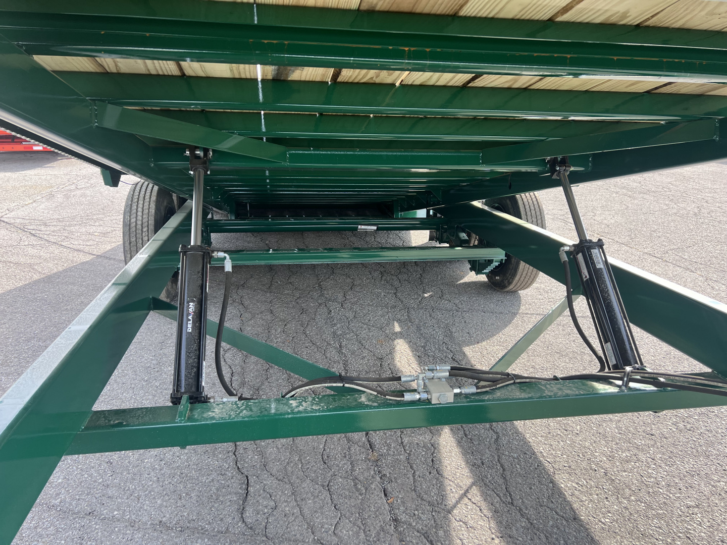 New 2026 Midsota 8.5X24 17.6K FULL TILT Equipment Trailer