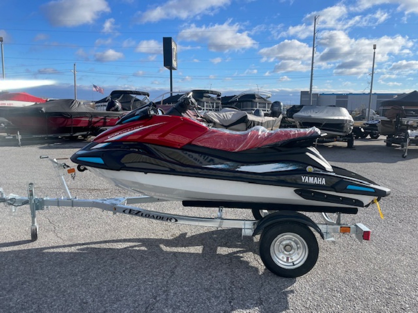 New 2026 Yamaha WaveRunner VX DELUXE PWC (Personal Watercraft)