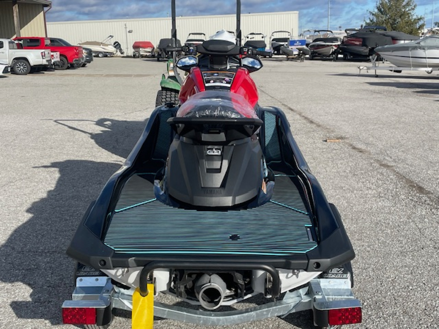 New 2026 Yamaha WaveRunner VX DELUXE PWC (Personal Watercraft)