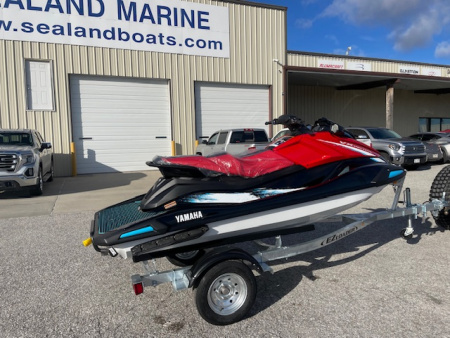 New 2026 Yamaha WaveRunner VX DELUXE PWC (Personal Watercraft)