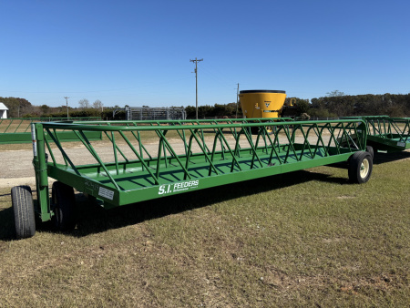 New 2026 Other 30' Arrowfront Hay Wagon Feeder Hay / Forage