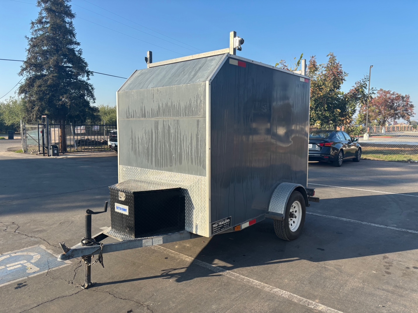 Used 2014 TRU 5'x8'x6' Enclosed USED