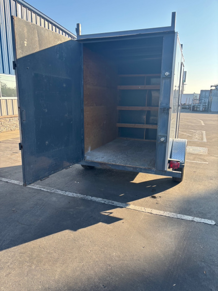 Used 2014 TRU 5'x8'x6' Enclosed USED