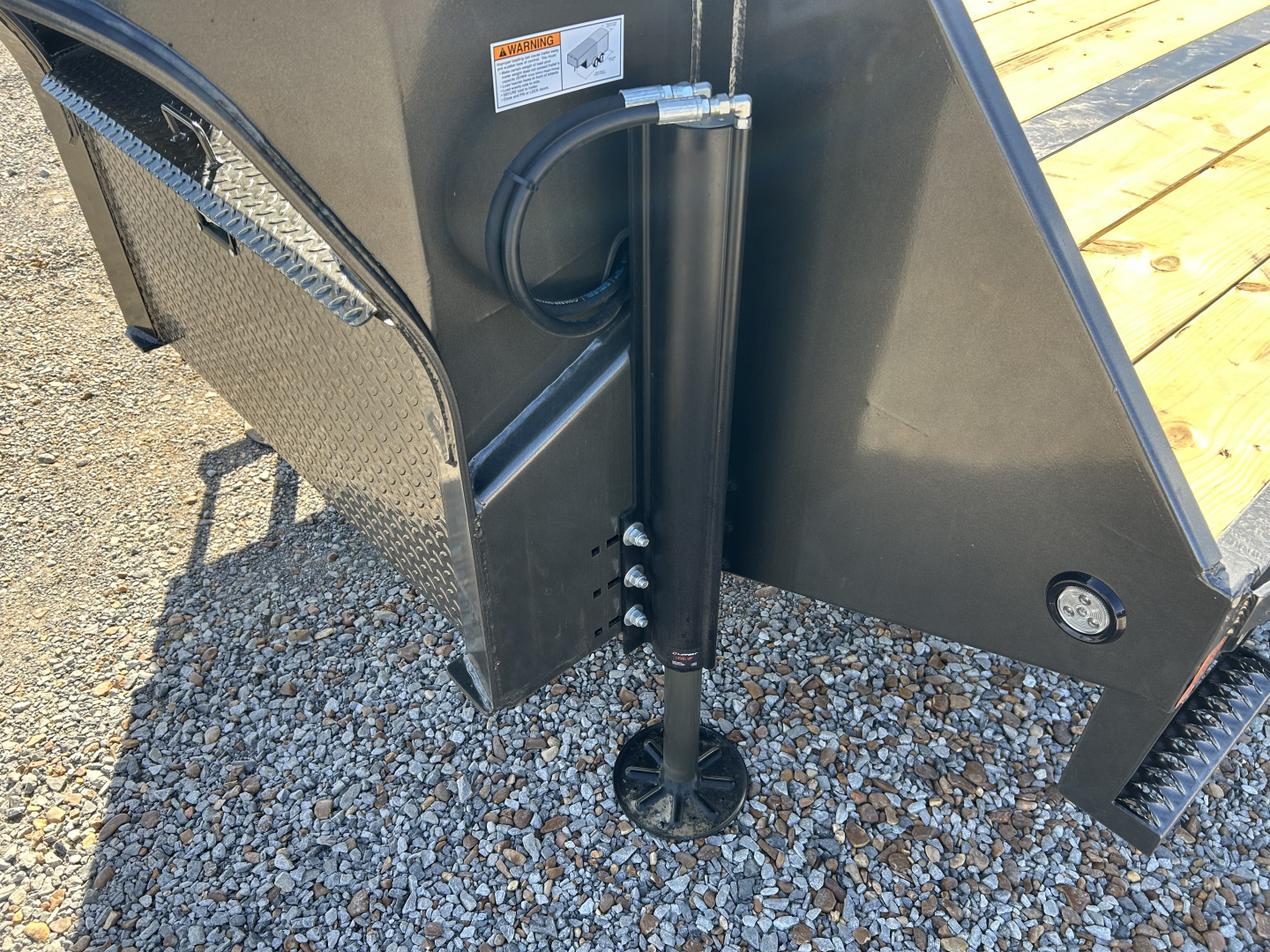 New 2026 MAXXD Hydraulic Dovetail Gooseneck Trailer | 32' x 102' 25K GVWR