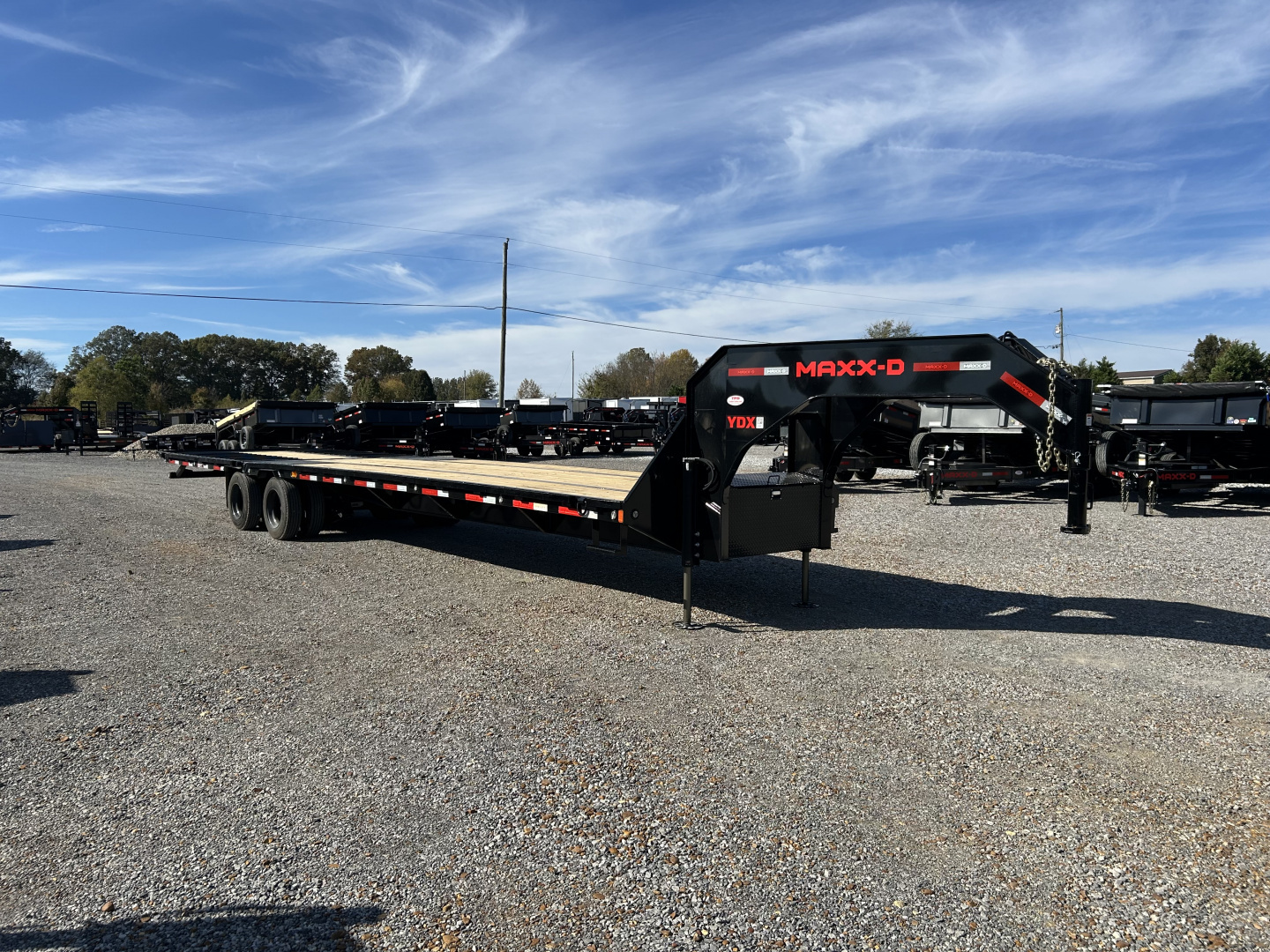 New 2026 MAXXD Hydraulic Dovetail Gooseneck Trailer | 36' x 102' 30K GVWR