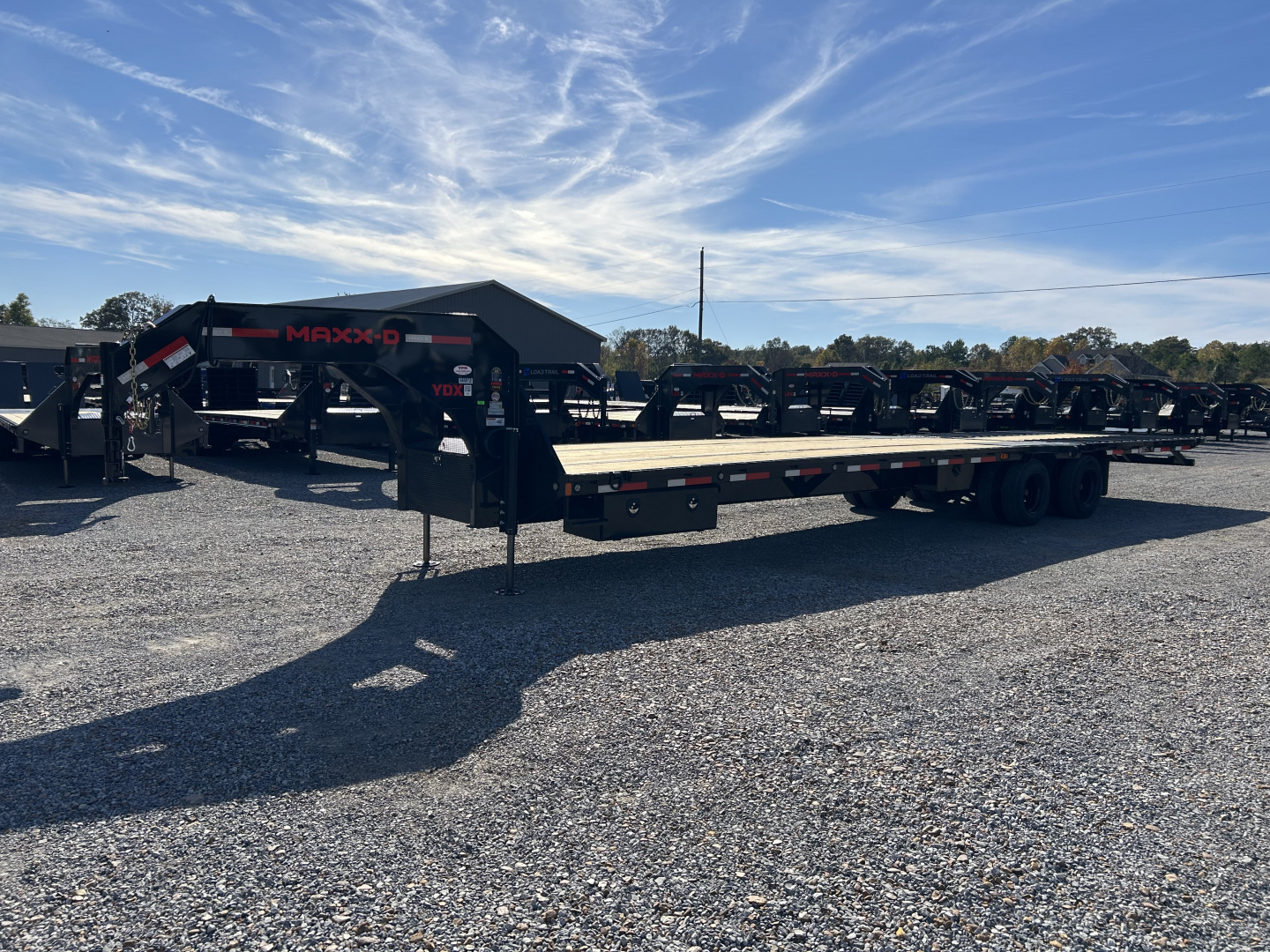 New 2026 MAXXD Hydraulic Dovetail Gooseneck Trailer | 36' x 102' 30K GVWR