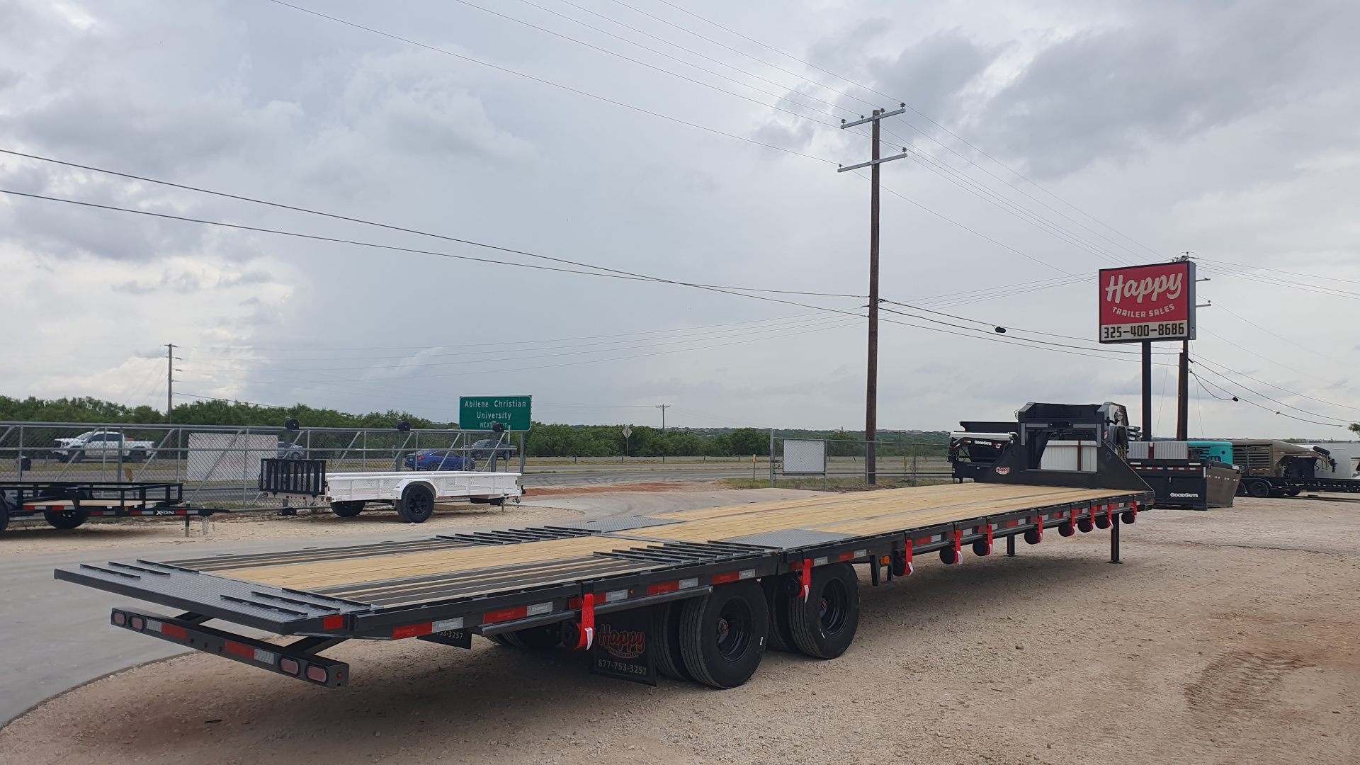 New 2026 Diamond C 102"x40' Engineered Beam FMAX212 w/ Hyd. Dovetail Pacesetter Edition