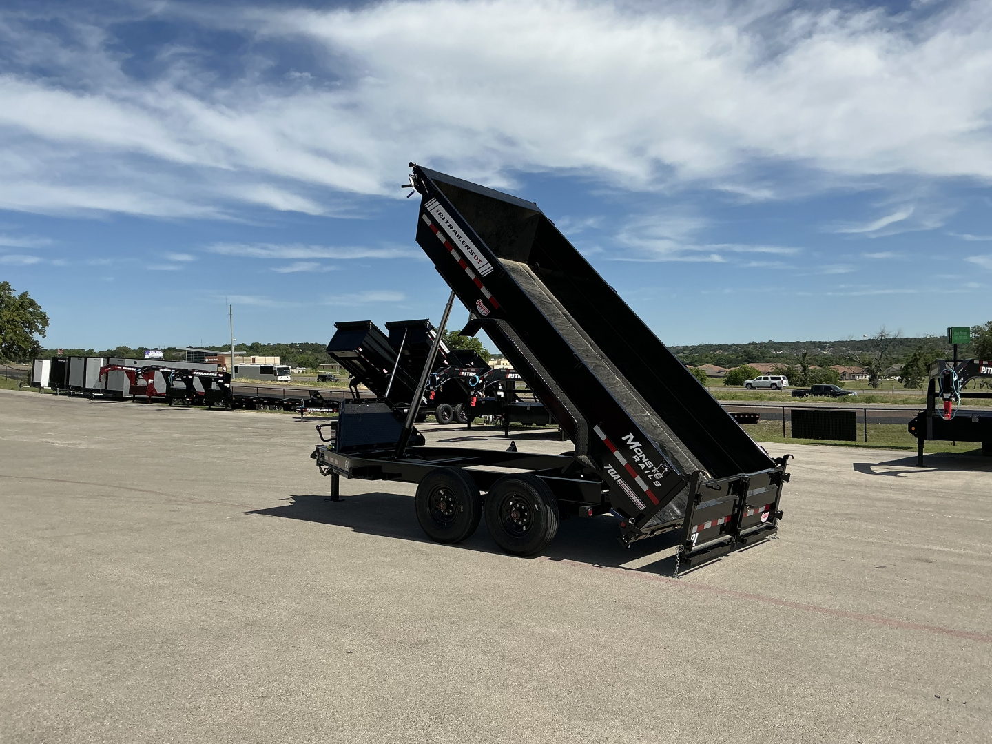 New 2026 PJ 83"x14' BP Tandem Axle Low Pro Telescopic Dump w/ 24" Sides – DT