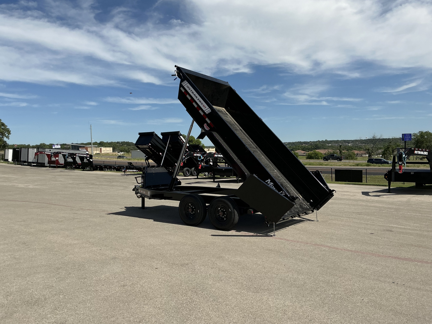 New 2026 PJ 83"x14' BP Tandem Axle Low Pro Telescopic Dump w/ 24" Sides – DT