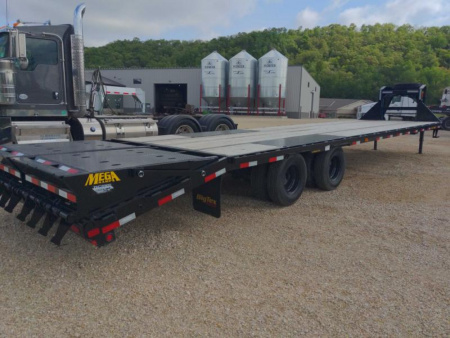 Used 2023 Big Tex 22GNHD Equipment Trailer