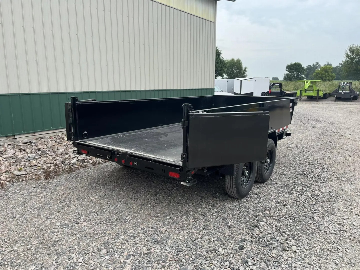 New 2026 14'x83" 14k PJ 6" Channel Dump Trailer