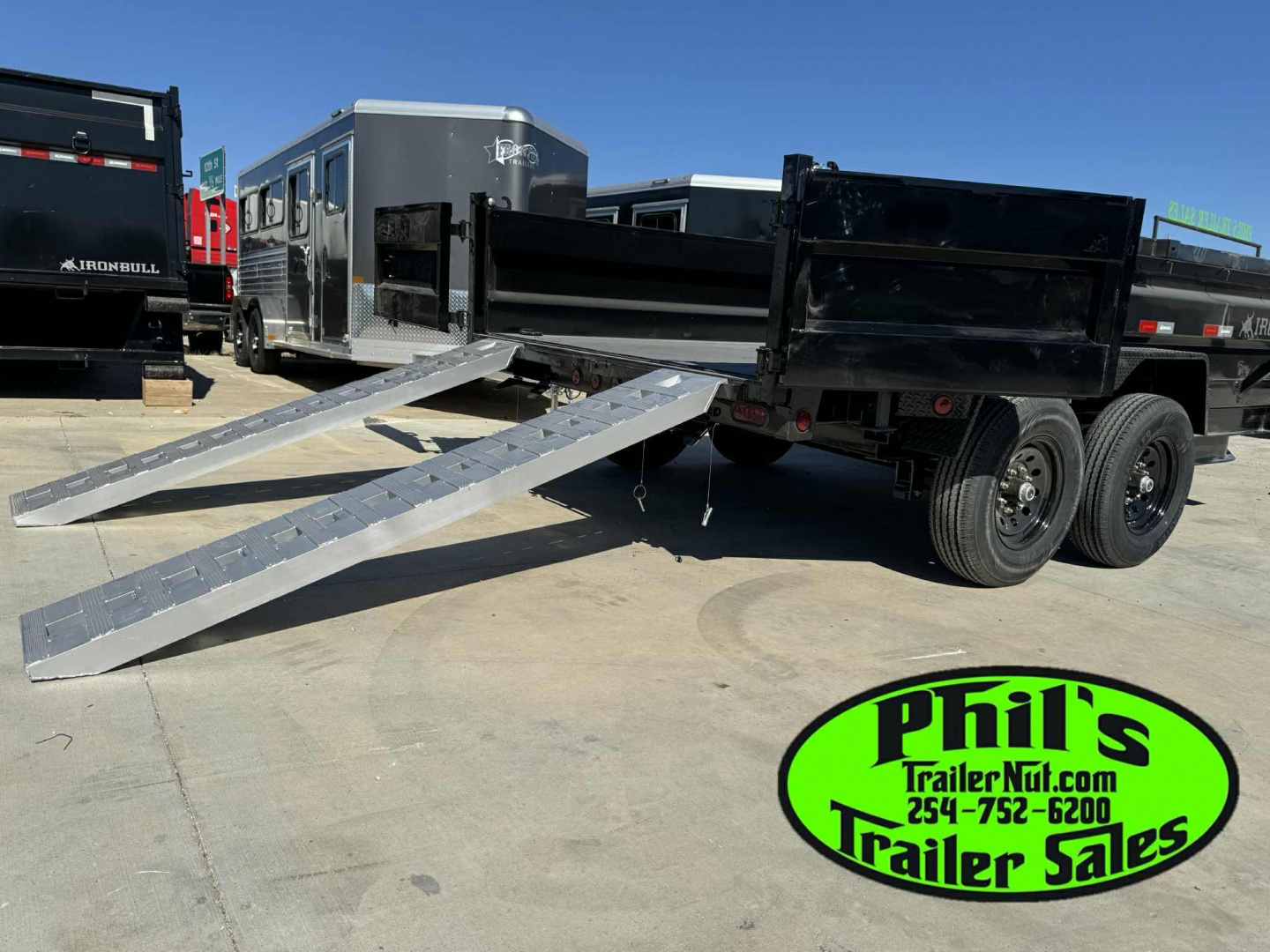 New 2026 Iron Bull 16' GOOSENECK DUMP TRAILER Dump Trailer TELESCOPIC LIFT NEW ALUMINUM RAMPS