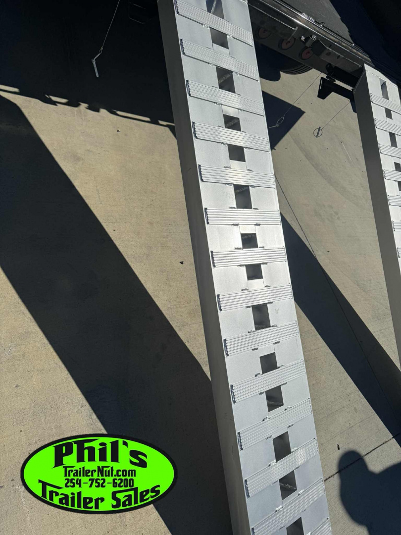 New 2026 Iron Bull 16' GOOSENECK DUMP TRAILER Dump Trailer TELESCOPIC LIFT NEW ALUMINUM RAMPS