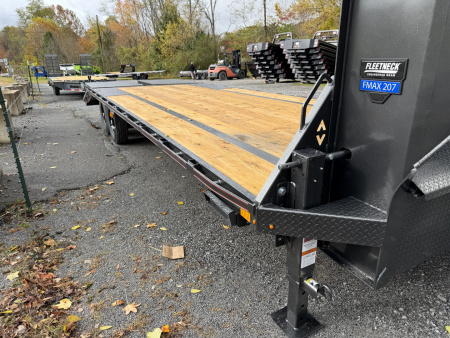 New 2026 Diamond C FMAX207 GOOSENECK TRAILER 20+5 MAX RAMPS 14 PLY TIRES