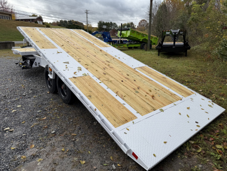 New 2026 Diamond C Trailers DET210 Tilt Trailer