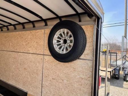 New 2025 Sure-Trac 8.5 x 20 Landscape Pro Enclosed Round Top Cargo Trailer  10K