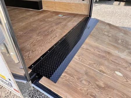 New 2025 Sure-Trac 8.5 x 20 Landscape Pro Enclosed Round Top Cargo Trailer  10K