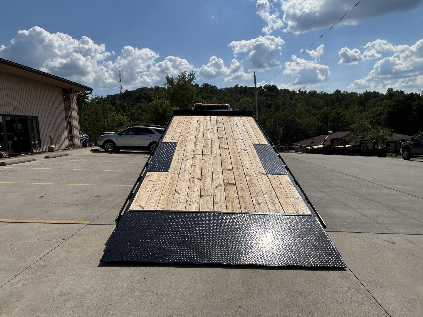 New 2026 Down 2 Earth Trailers 24' Deckover - Hydraulic Tilt Trailer w/ Winch Plate - 14000#GVWR