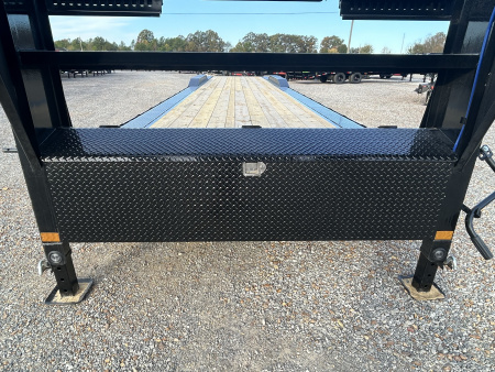 New 2026 Load Trail Gooseneck Trailer | 102" x 40' 21K GVWR