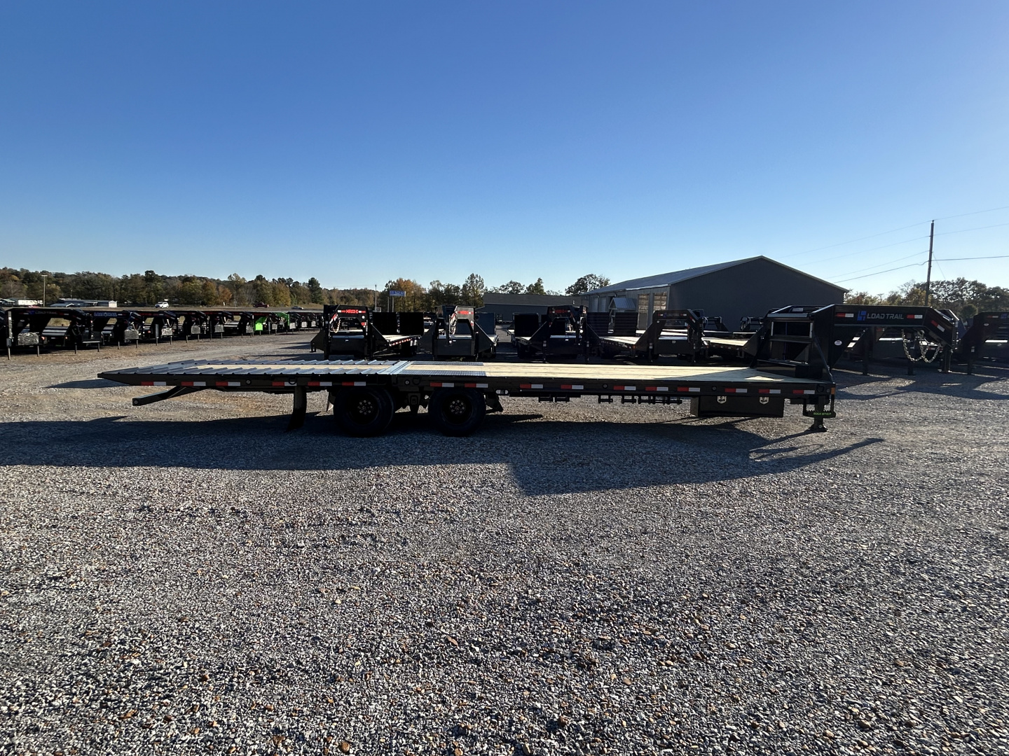 New 2026 Load Trail Hydraulic Dovetail Gooseneck Trailer | 102" x 32' 25.9K GVWR