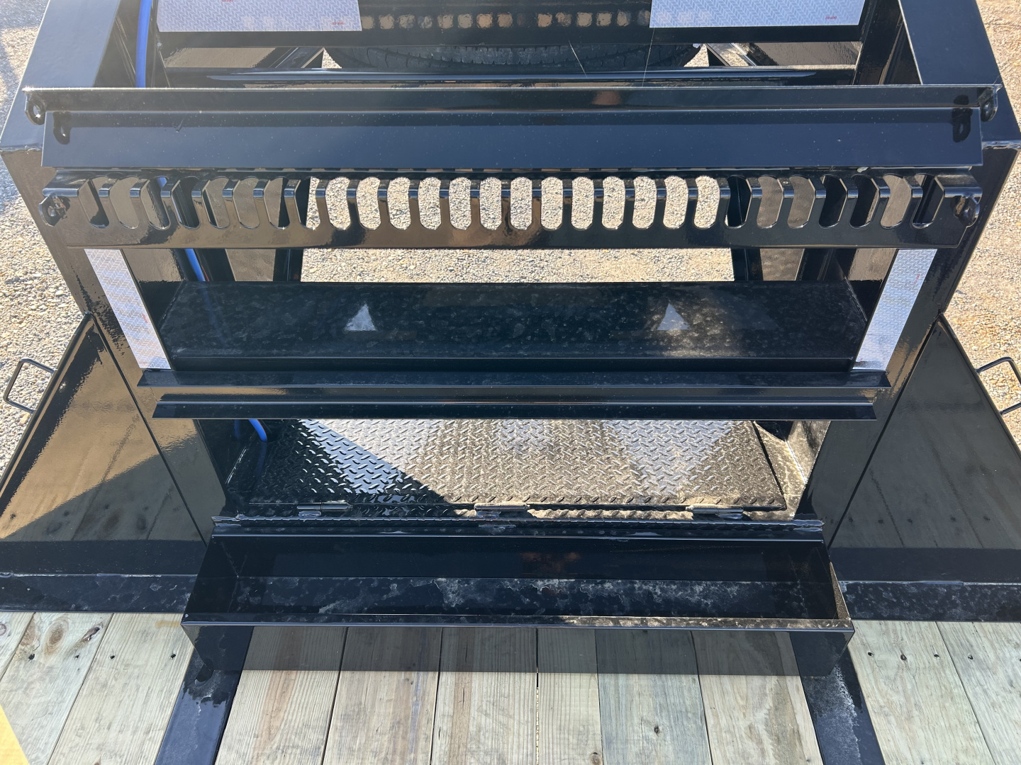 New 2026 Load Trail Hydraulic Dovetail Gooseneck Trailer | 102" x 32' 25.9K GVWR