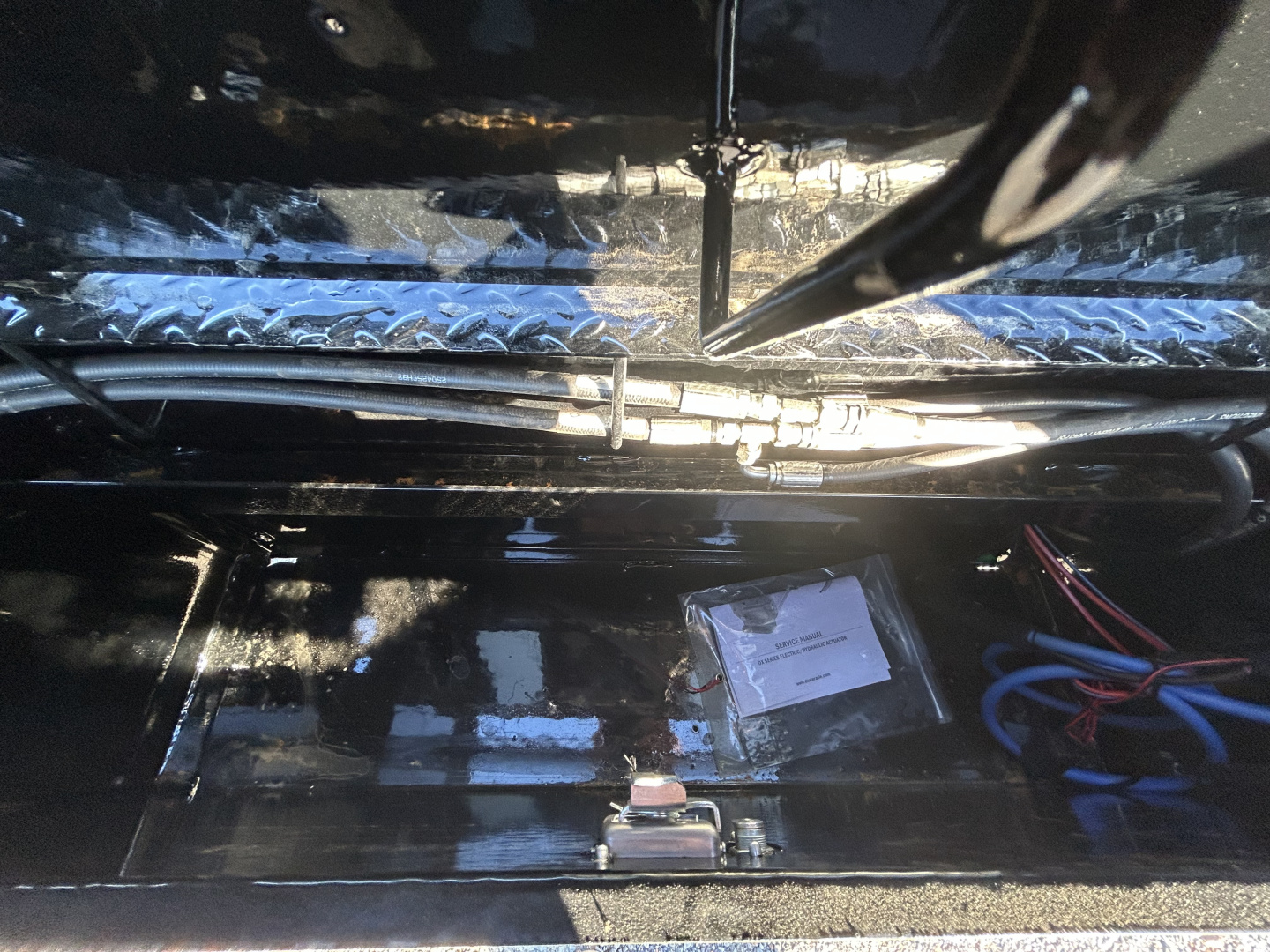 New 2026 Load Trail Hydraulic Dovetail Gooseneck Trailer | 102" x 32' 25.9K GVWR