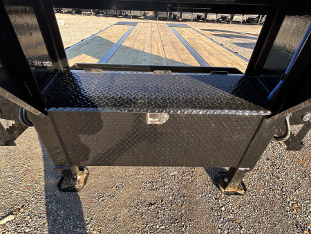 New 2026 Load Trail Hydraulic Dovetail Gooseneck Trailer | 102" x 32' 25.9K GVWR