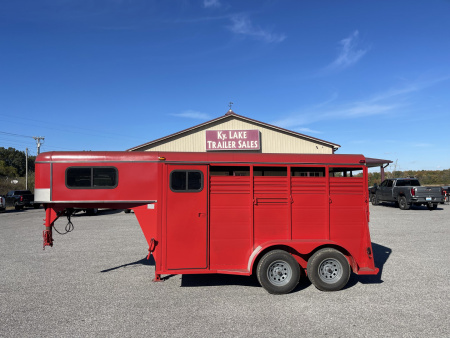 Used 2003 Big Valley 12' GN Horse Trailer