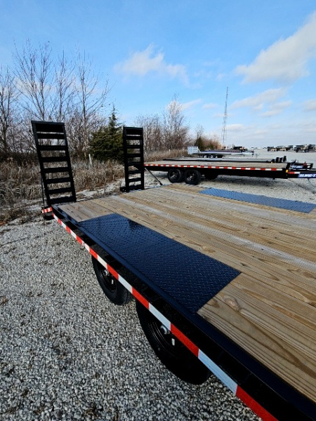 New 2026 SURE-TRAC 102 x 20 (17+3) 10K Low Profile Beavertail Deckover Trailer