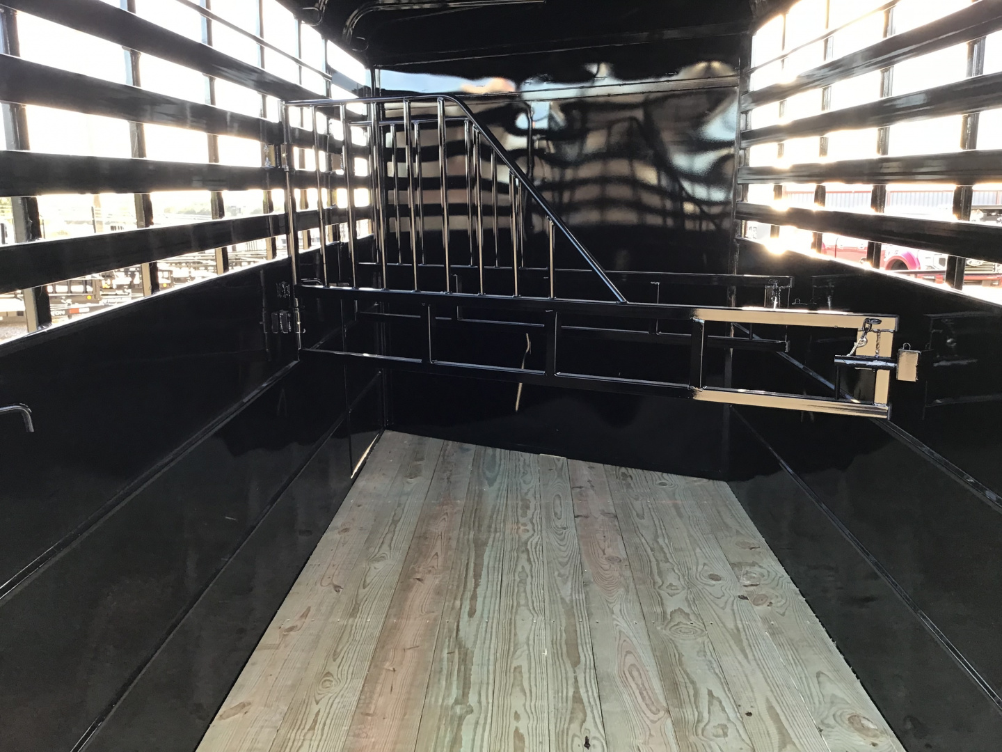 New 2026 Good Guys 16'x6' Horse Trailer w/Tack Room - Roper