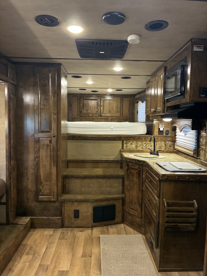 Used 2018 Cimarron 3H 13' LQ Horse Trailer