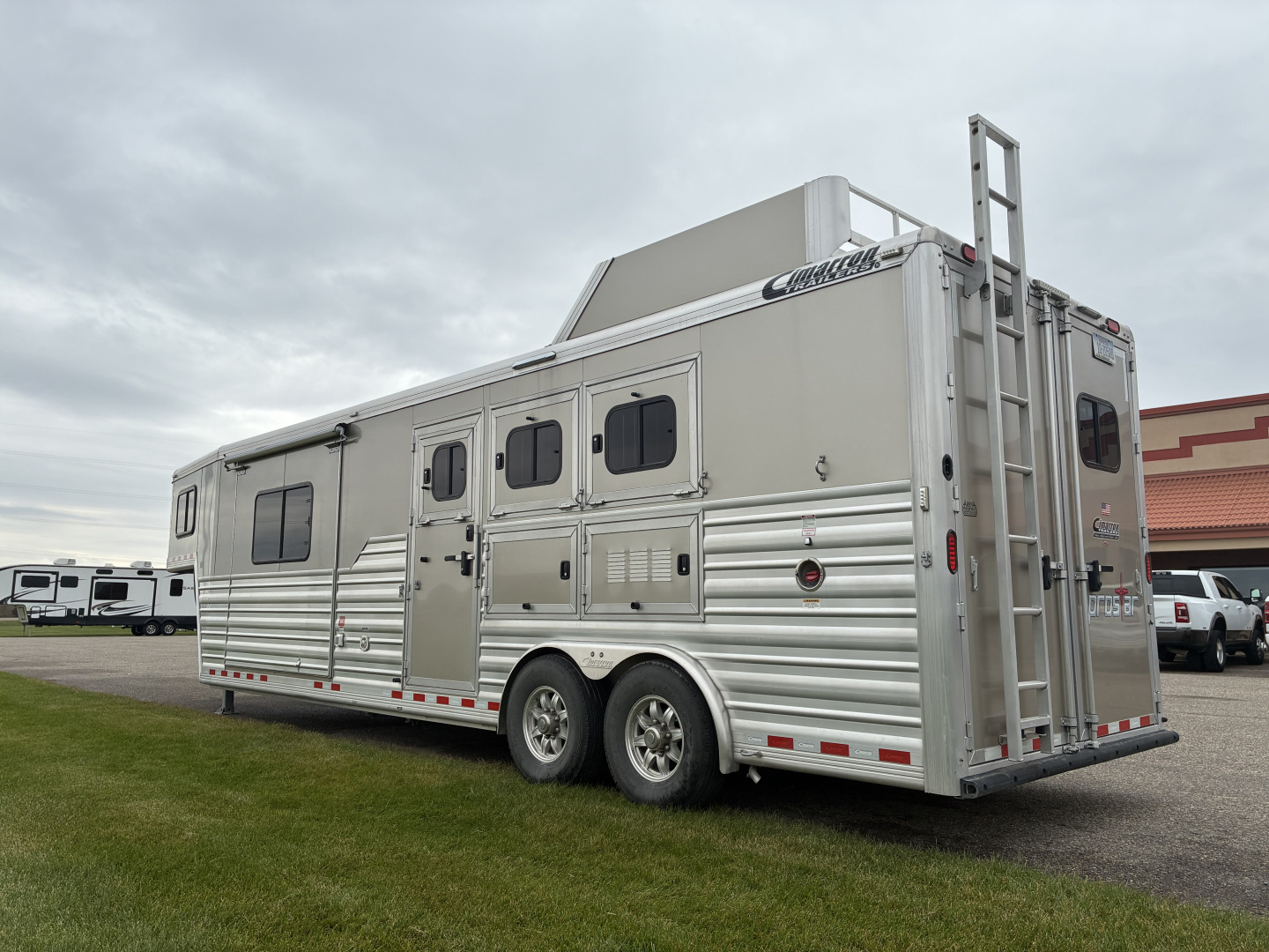 Used 2018 Cimarron 3H 13' LQ Horse Trailer
