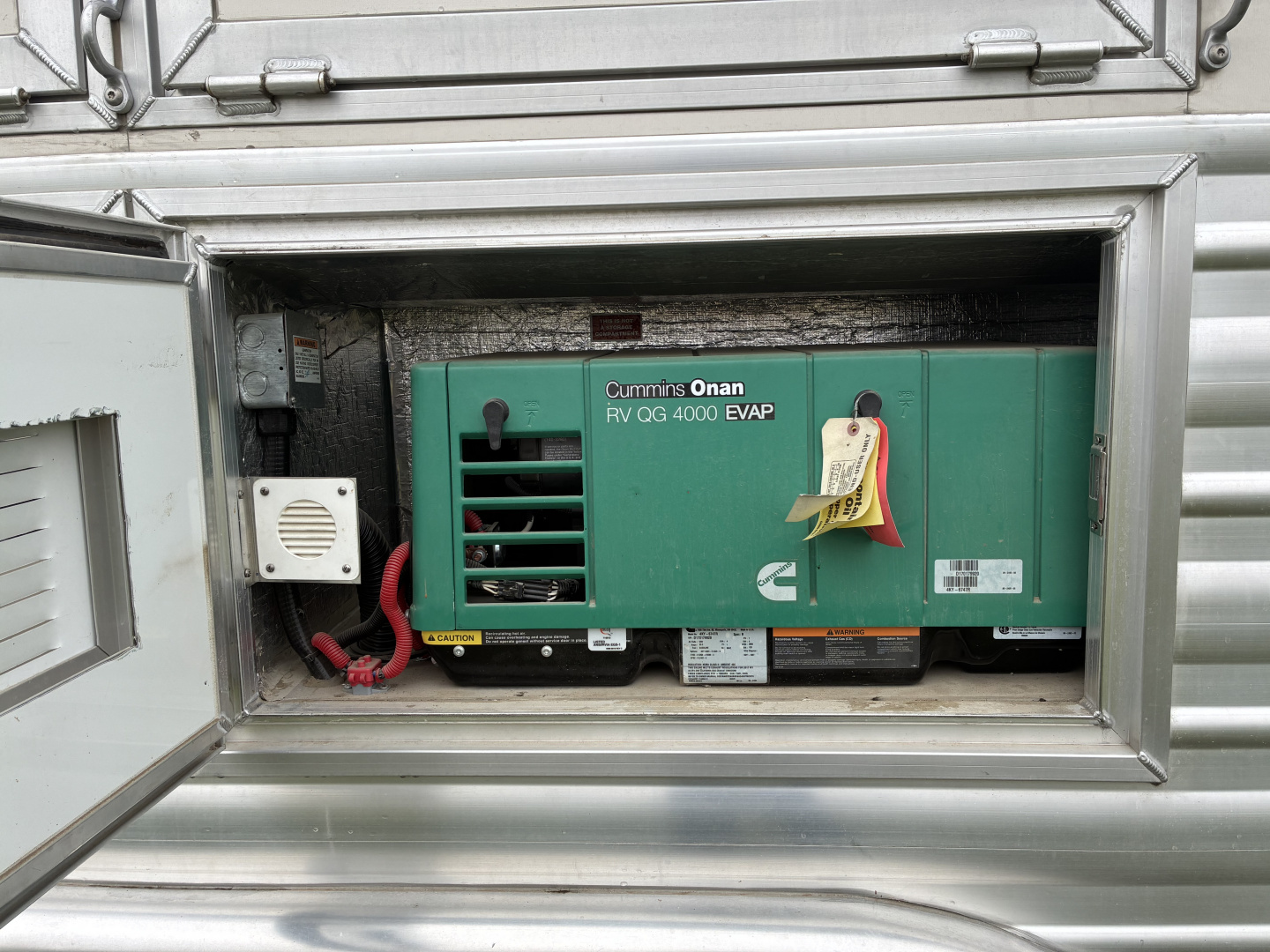 Used 2018 Cimarron 3H 13' LQ Horse Trailer