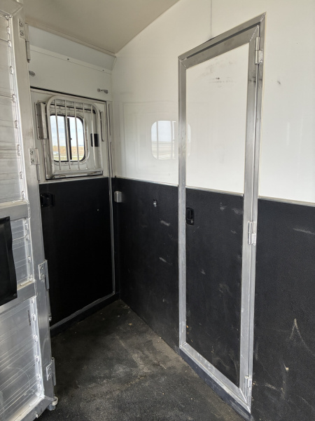 Used 2018 Cimarron 3H 13' LQ Horse Trailer