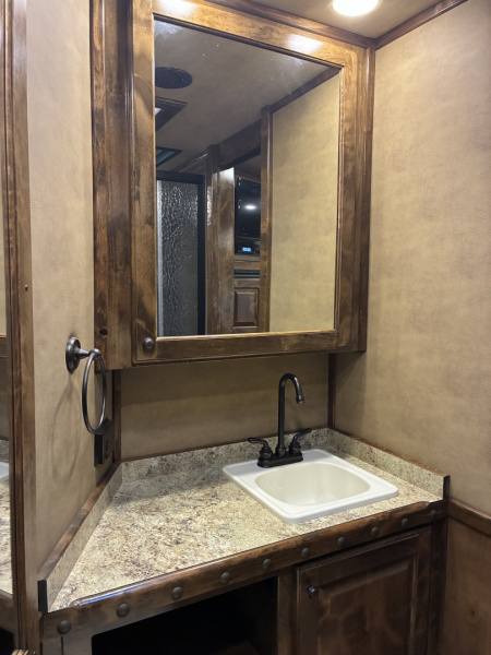 Used 2018 Cimarron 3H 13' LQ Horse Trailer