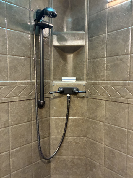 Used 2018 Cimarron 3H 13' LQ Horse Trailer