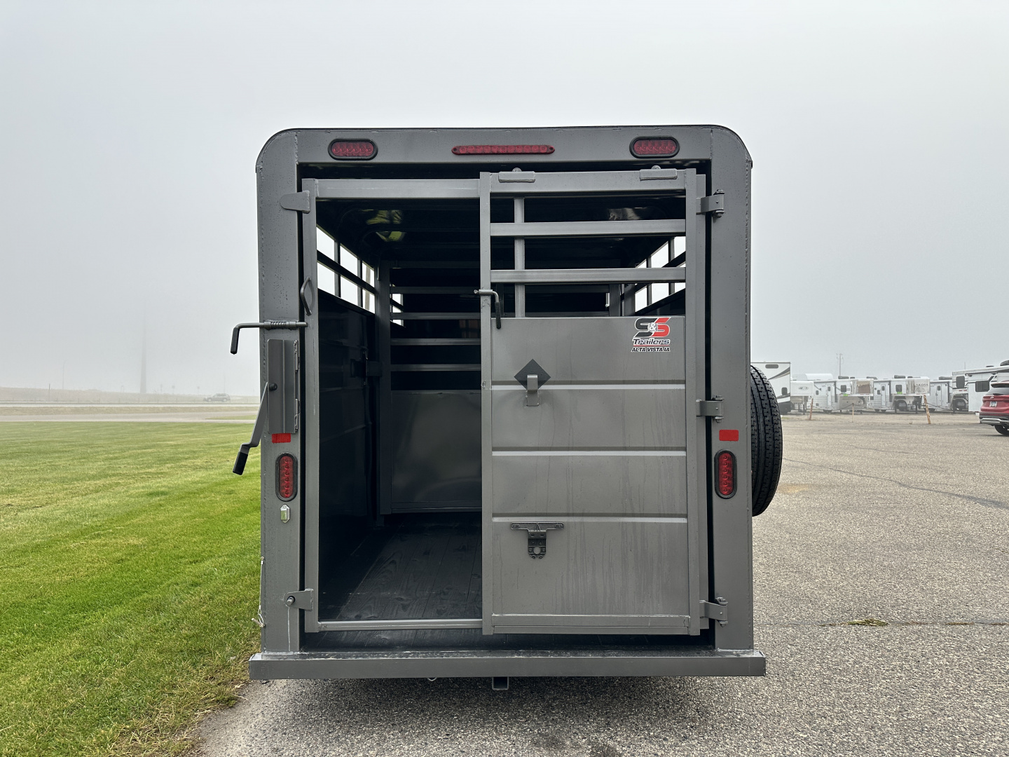 New 2026 S&S Manufacturing 6'x6'6"x16' BP Stock / Stock Combo Trailer