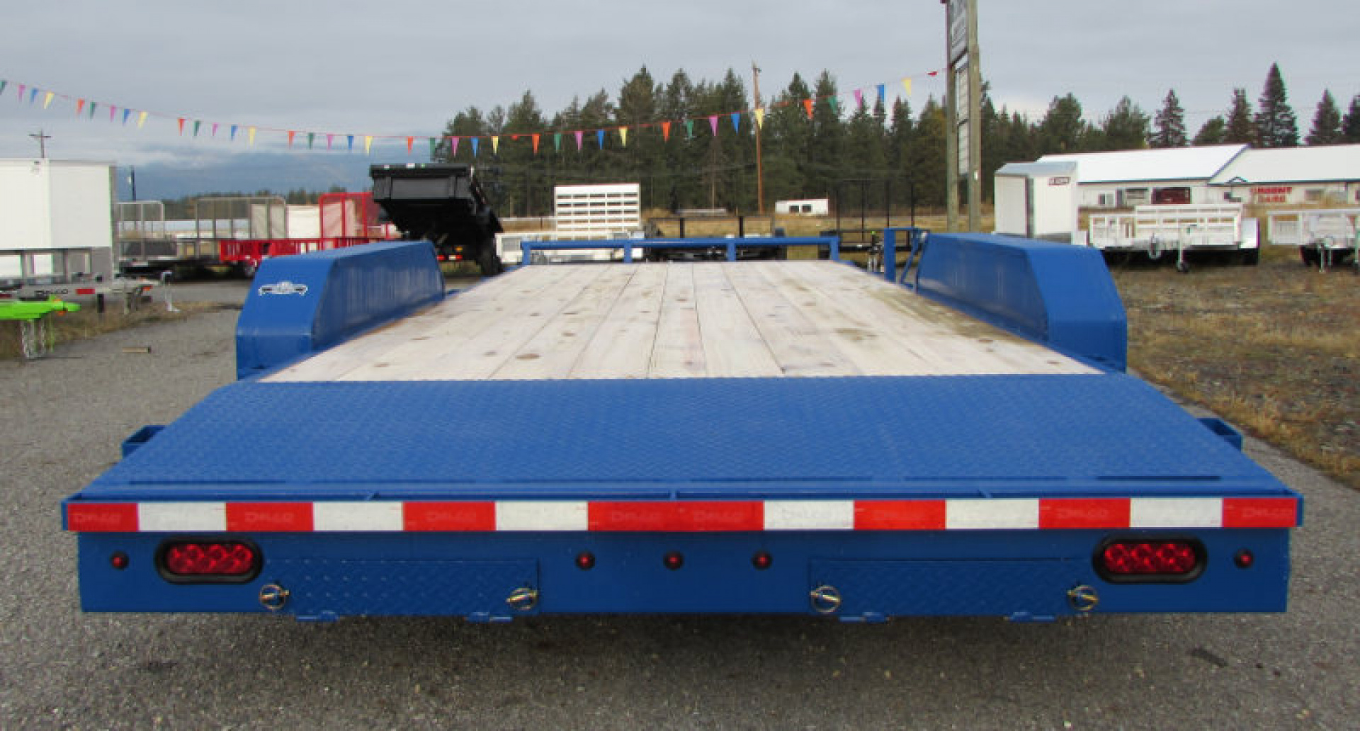 New 2026 Delco Trailers C318U32CS2B Car Hauler