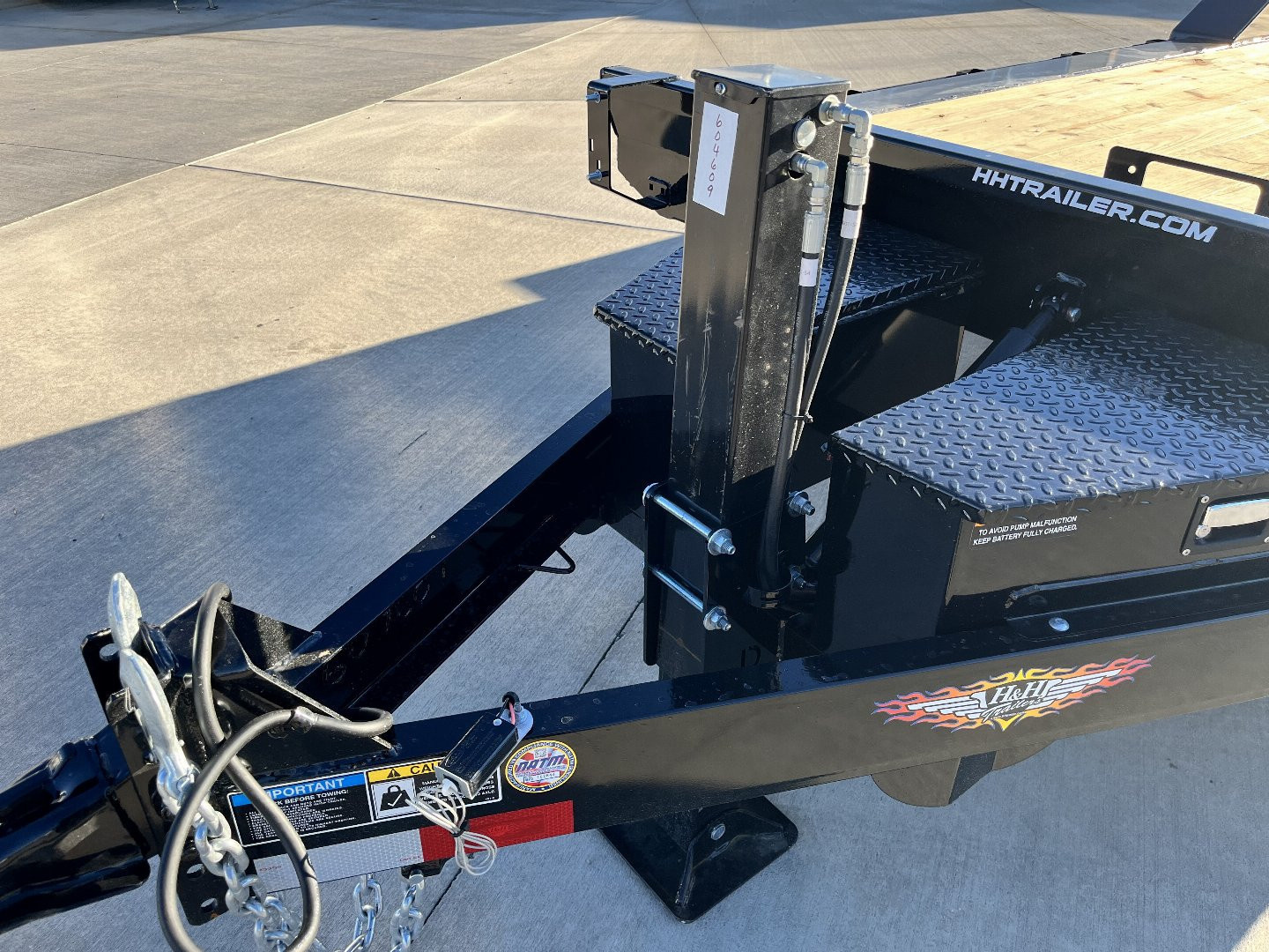 New NEW 2026 H&H Speedloader 24’ POWER TILT,HYD JACK, Drive Over Fender flatbed EXTRA WIDE 102” 2-7000 lb axles = 14K