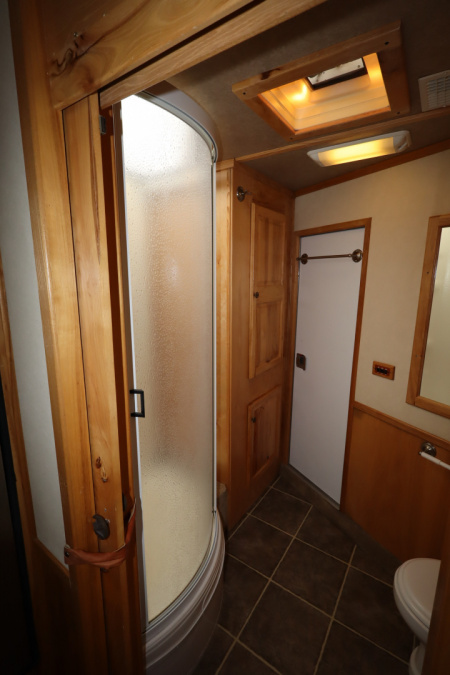 Used 2005 Sundowner 4 Horse LQ Slide-out MT Horse Trailer