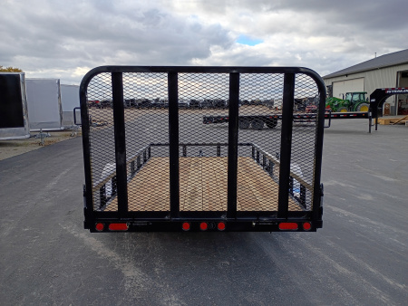 New 2026 PJ Trailers U7121