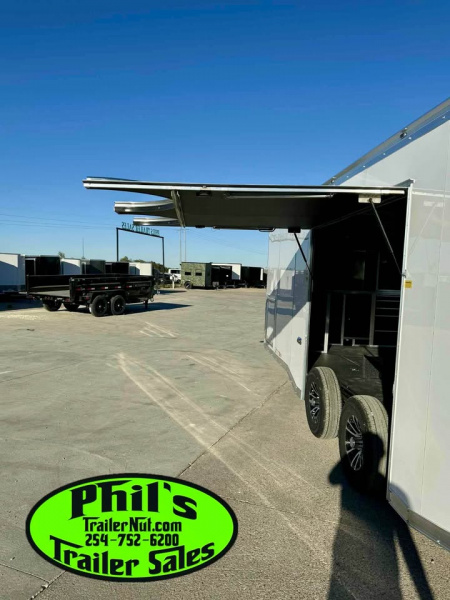 New Haulmark 8.5X24 EDGE PRO RACE TRAILER Car / Racing Trailer FULL ESCAPE DOOR WITH REMOVABLE FENDER ELECTRIC AWNING & MORE!