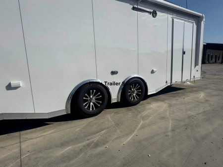 New Haulmark 8.5X24 EDGE PRO RACE TRAILER Car / Racing Trailer FULL ESCAPE DOOR WITH REMOVABLE FENDER ELECTRIC AWNING & MORE!