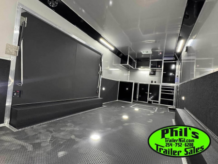 New Haulmark 8.5X24 EDGE PRO RACE TRAILER Car / Racing Trailer FULL ESCAPE DOOR WITH REMOVABLE FENDER ELECTRIC AWNING & MORE!